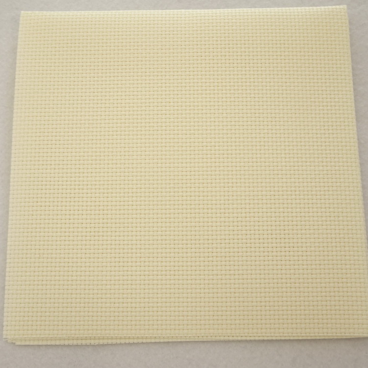 Aida- Pack Of 1 Cream Sheet- 14 H.P.I- 30cm x 45cm