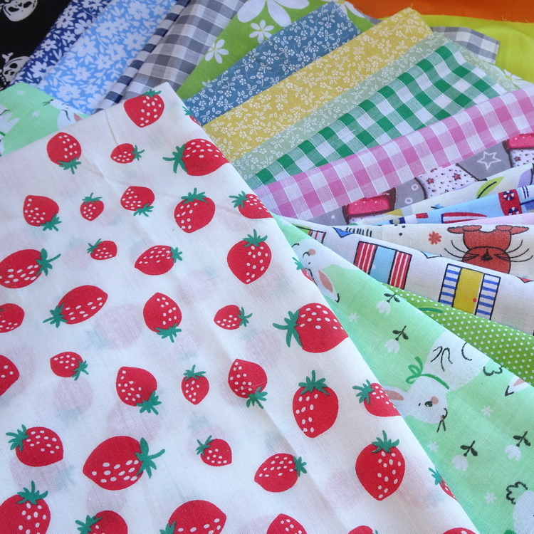 Polyester Cotton - Assorted Fabric Roll- Approx 24 Pieces