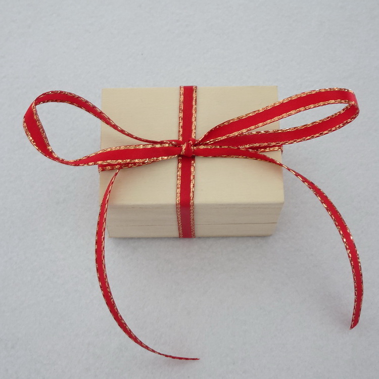 Berisfords Metallic Edge Satin Ribbon- Red- 7mm/15mm/25mm/35mm