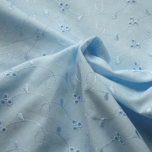 malbers-fabrics-broderie-anglais-ba1801