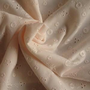 malbers-fabrics-broderie-anglais-ba601