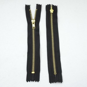 malbers-fabrics-fastenings-zip1401