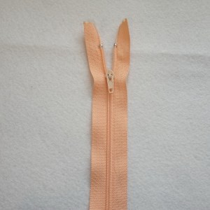 malbers-fabrics-zips-zip670193