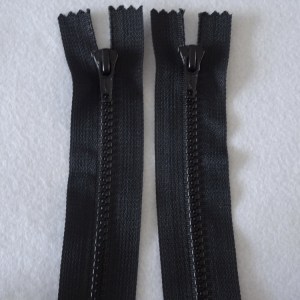 malbers-fabrics-zips-zip9401